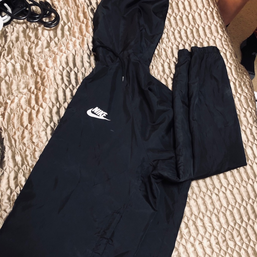Nike windbreaker